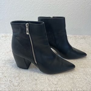 Qupid Zip Up Black Heeled Boots